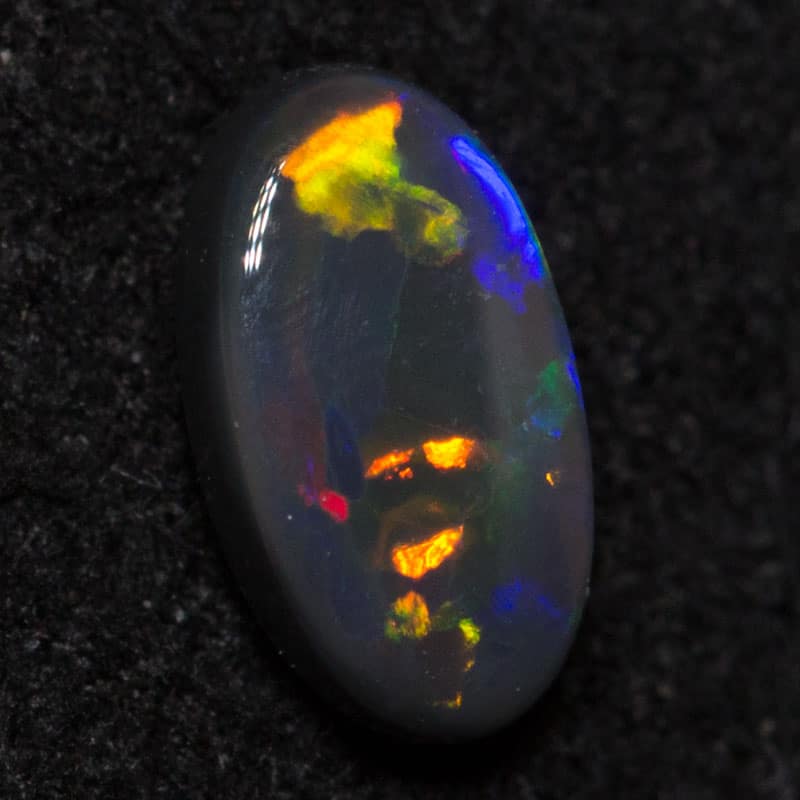 0.20 ct black opal 5.4x3.1x1.6mm