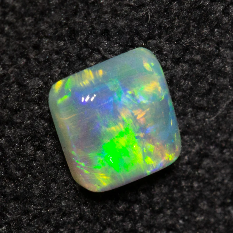 0.21 ct crystal opal 4x3.8x1.8mm