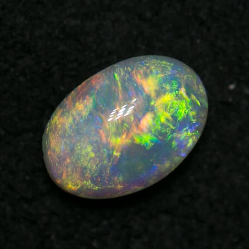 0.22 ct white opal 5x3x2mm
