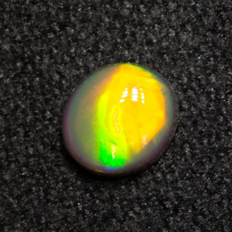0.26 ct dark opal 4.5x4x2.1mm
