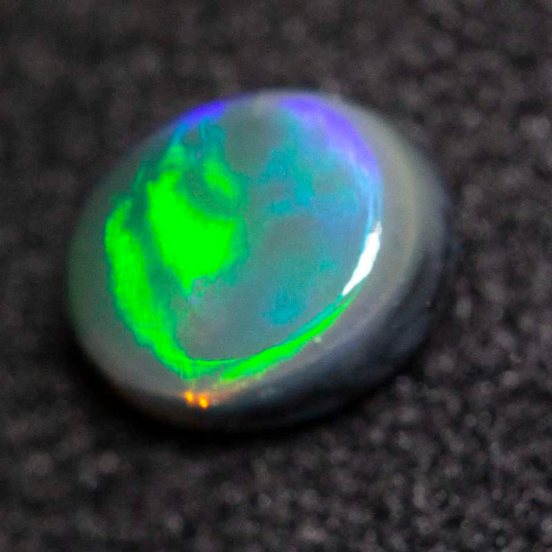 0.29 ct black opal 4.7x3.8x2.2mm