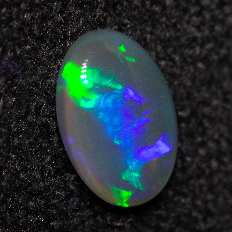 0.31 ct dark crystal opal 6x4.1x1.9mm