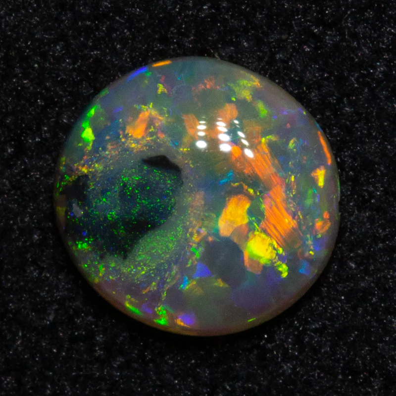 0.33 ct crystal opal 5.5x5.4x1.8mm