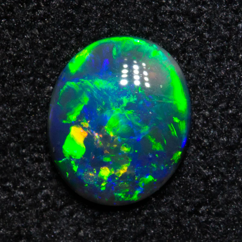 0.34 ct black opal 6x5x1.8mm