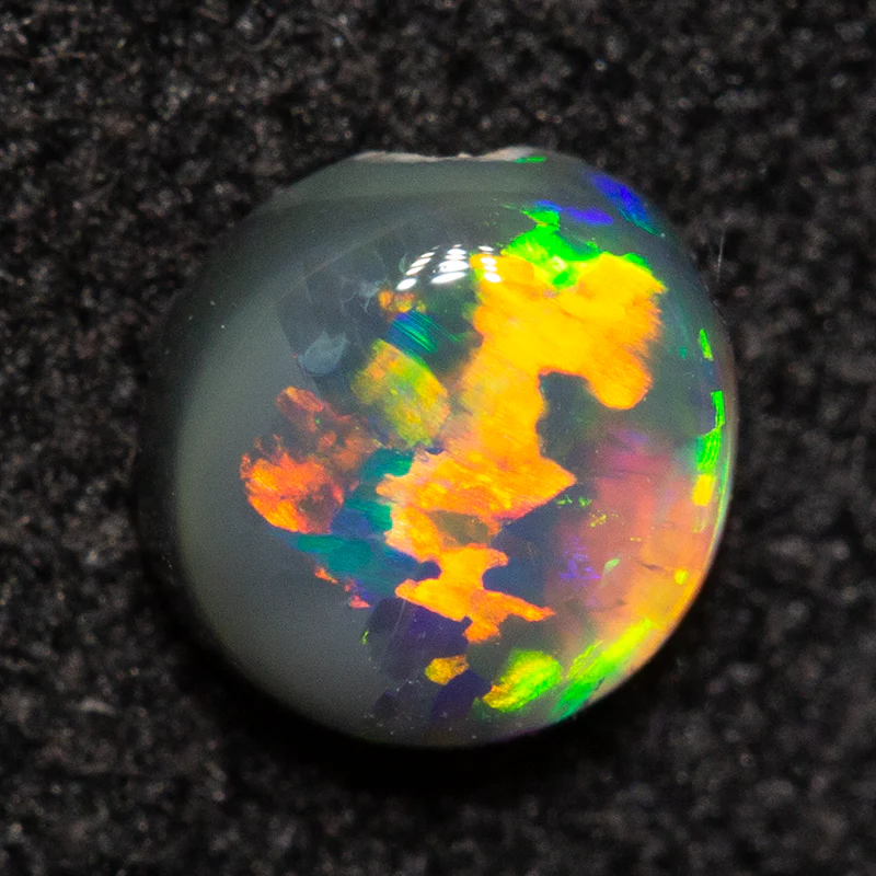 0.35 ct black opal 4.8x4.6x2.5mm