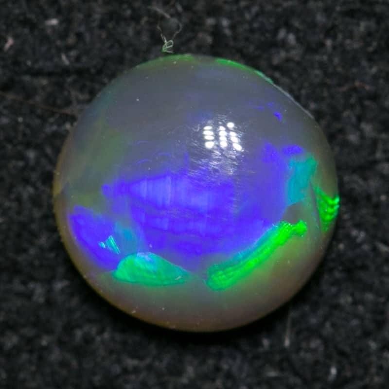 0.35 ct dark crystal opal 5x5x2mm