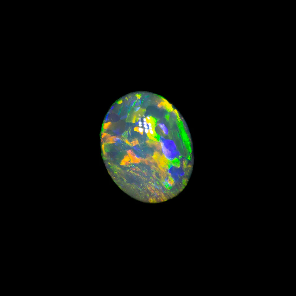 0.36 ct dark opal 5.4x4.4x2.3mm