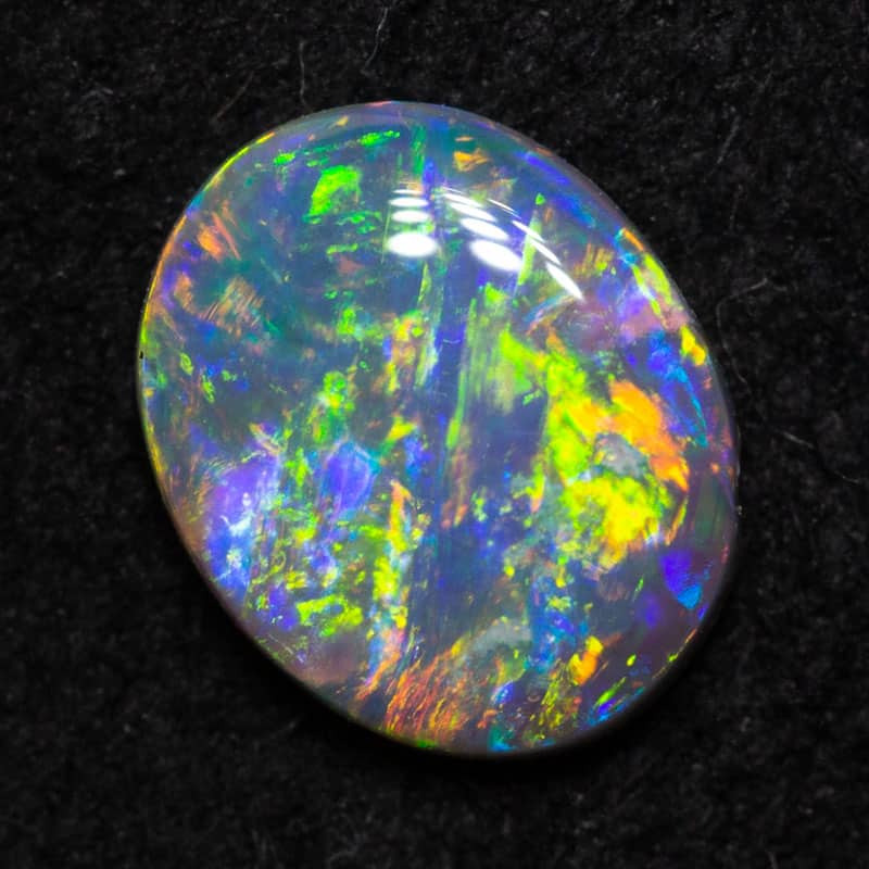 0.39 ct dark opal 6.5x5.3x2mm