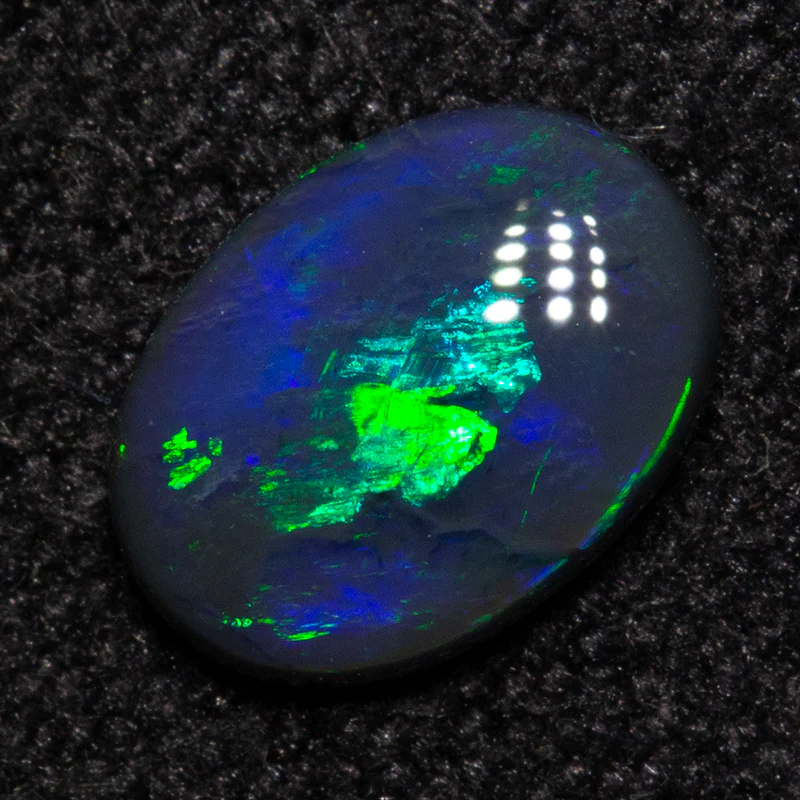 0.43 ct black opal 6.8x5x1.8mm