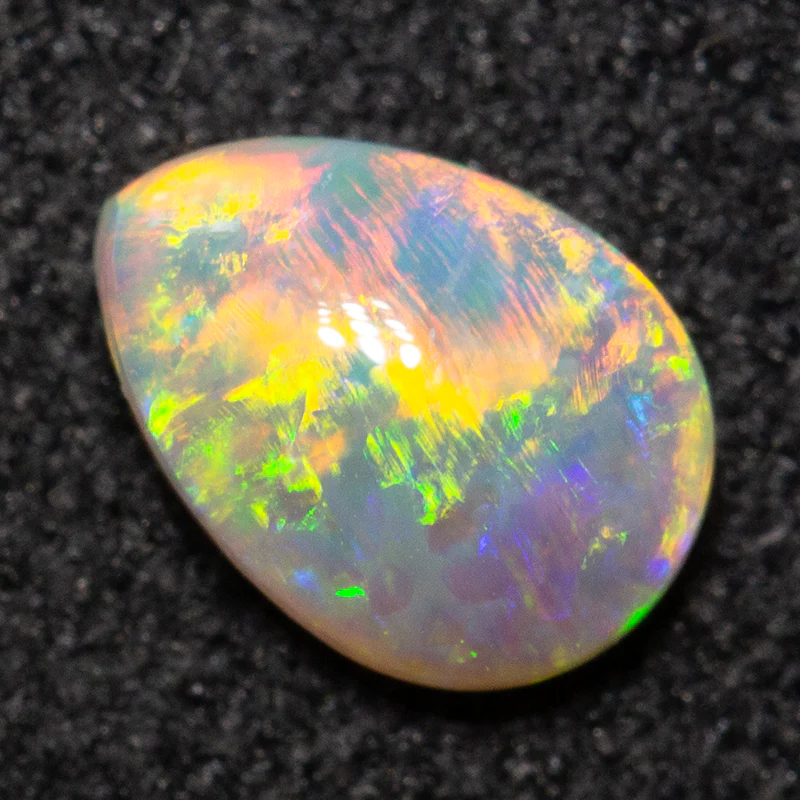 0.43 ct crystal opal 6.2x4.5x2.6mm