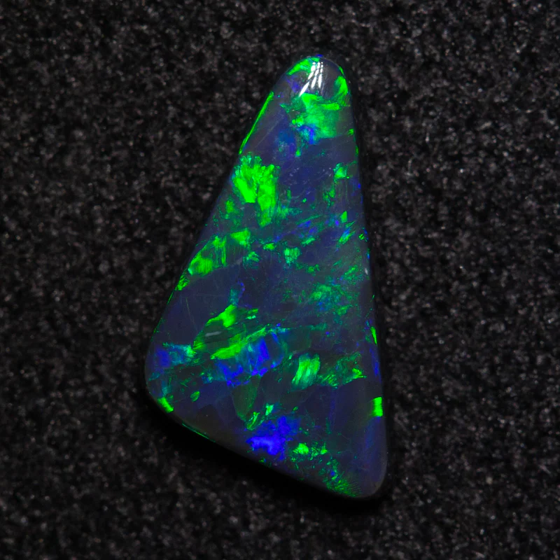 0.44 ct black opal 8.5x4.6x1.8mm