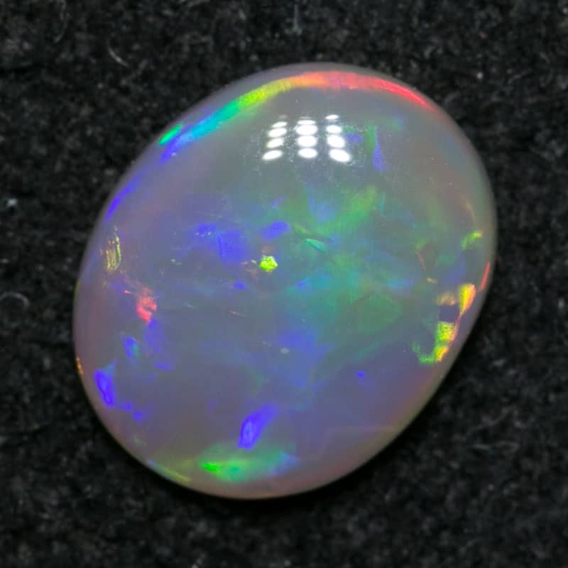 0.45 ct crystal opal 6.5x5x2mm