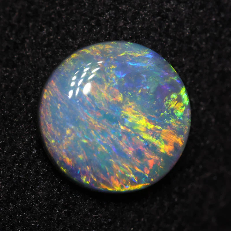 0.45 ct dark opal 6.1x6x1.9mm