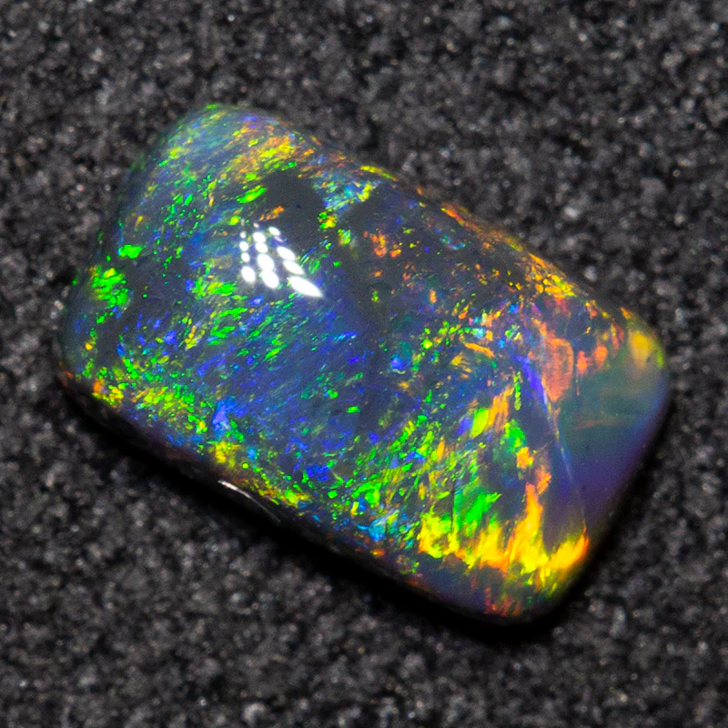0.46 ct black opal 6.6x4x2.2mm