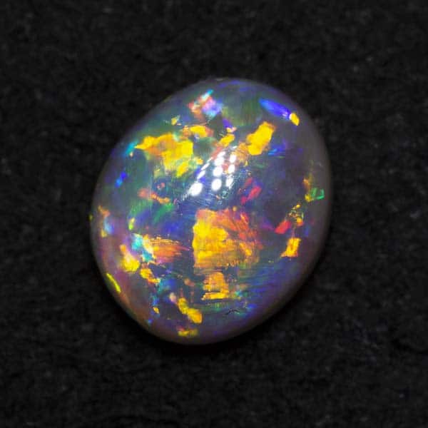 0.47 ct crystal opal 5.9x5x2.7mm