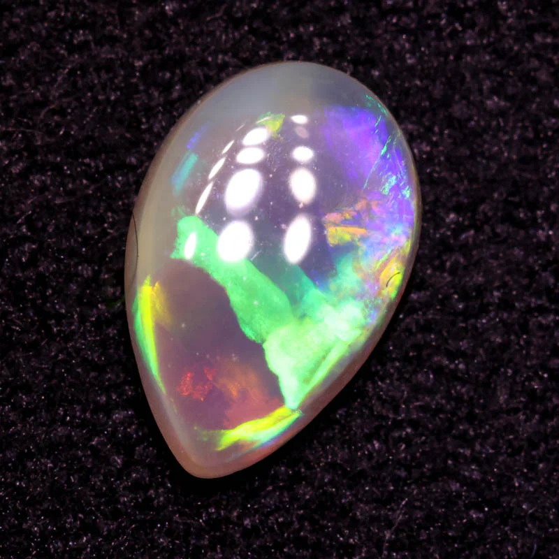 0.47 ct crystal opal 7.1x4.6x2.2mm