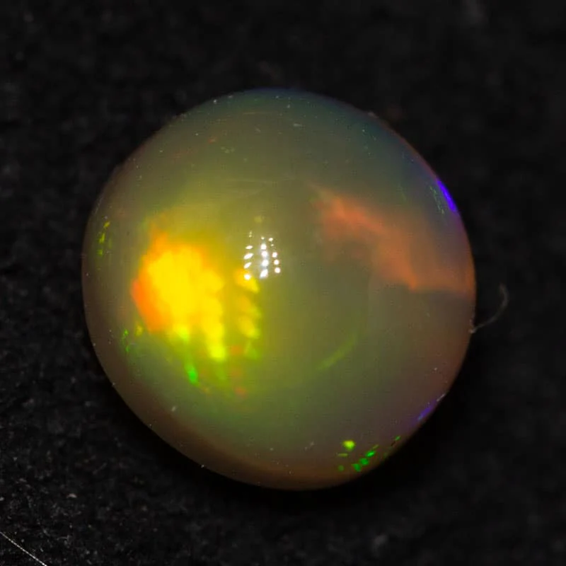 0.48 ct crystal opal 4.7x4.7x3.5mm