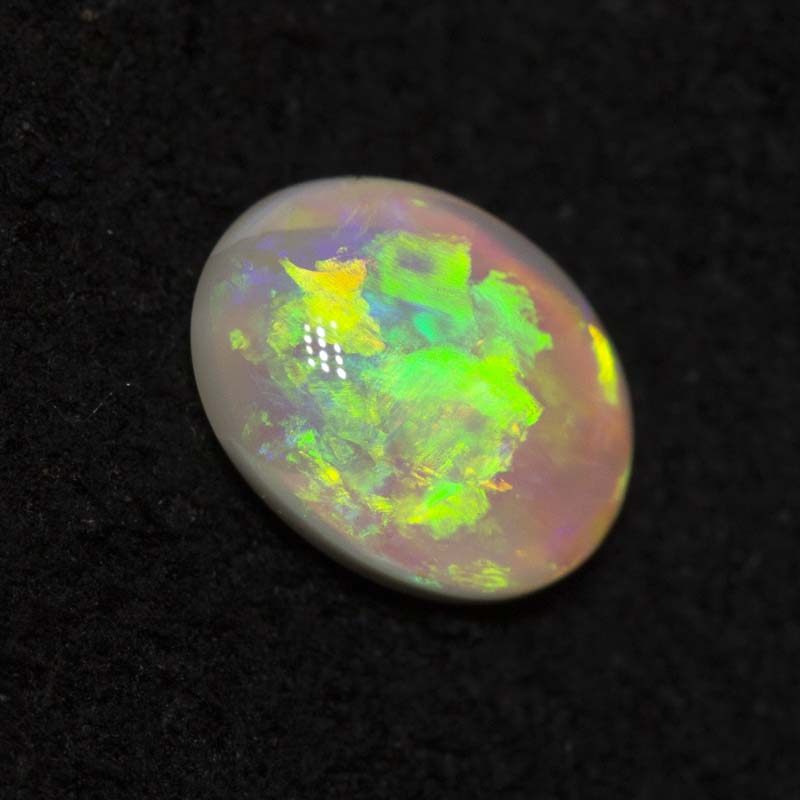 0.49 ct white opal 6x5x2.5mm