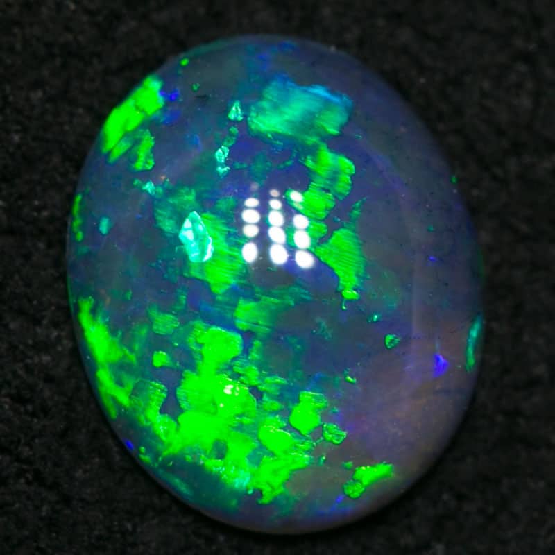 0.50 ct dark crystal opal 6.5x5x2mm
