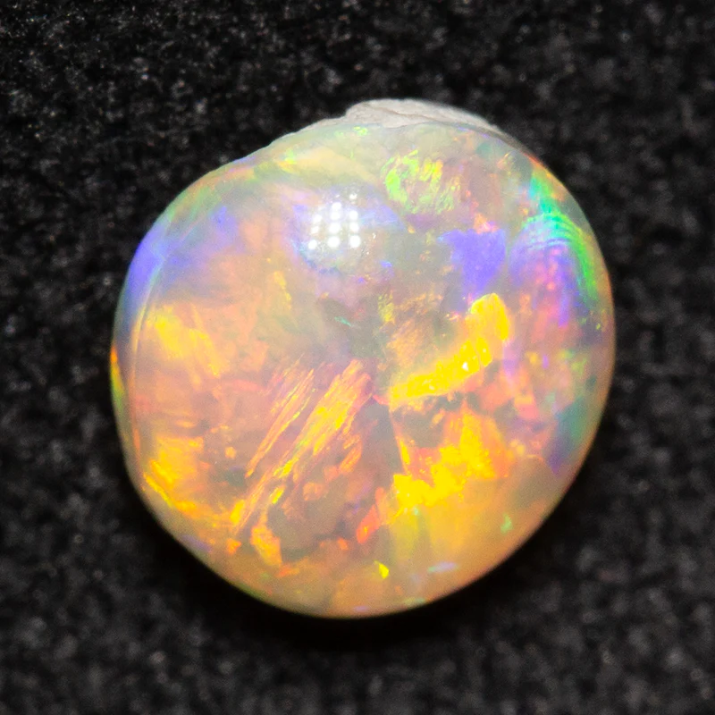 0.51 ct crystal opal 5.5x5.1x3.3mm