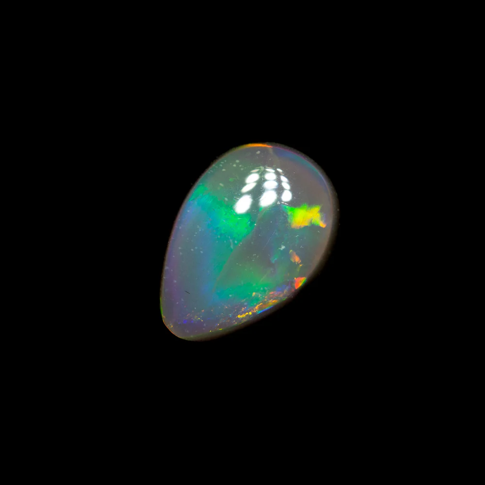 0.51 ct dark opal 6.7x4.8x2.4mm