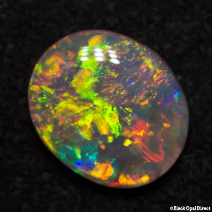 0.53 ct crystal opal 6.5x5.5x2mm