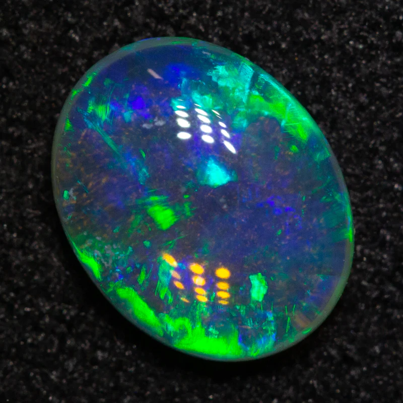 0.54 ct crystal opal 6.6x5.2x2.4mm