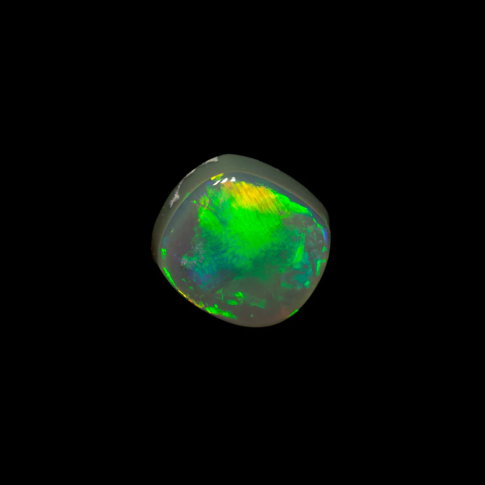 0.54 ct dark opal 5.7x5.3x2.2mm