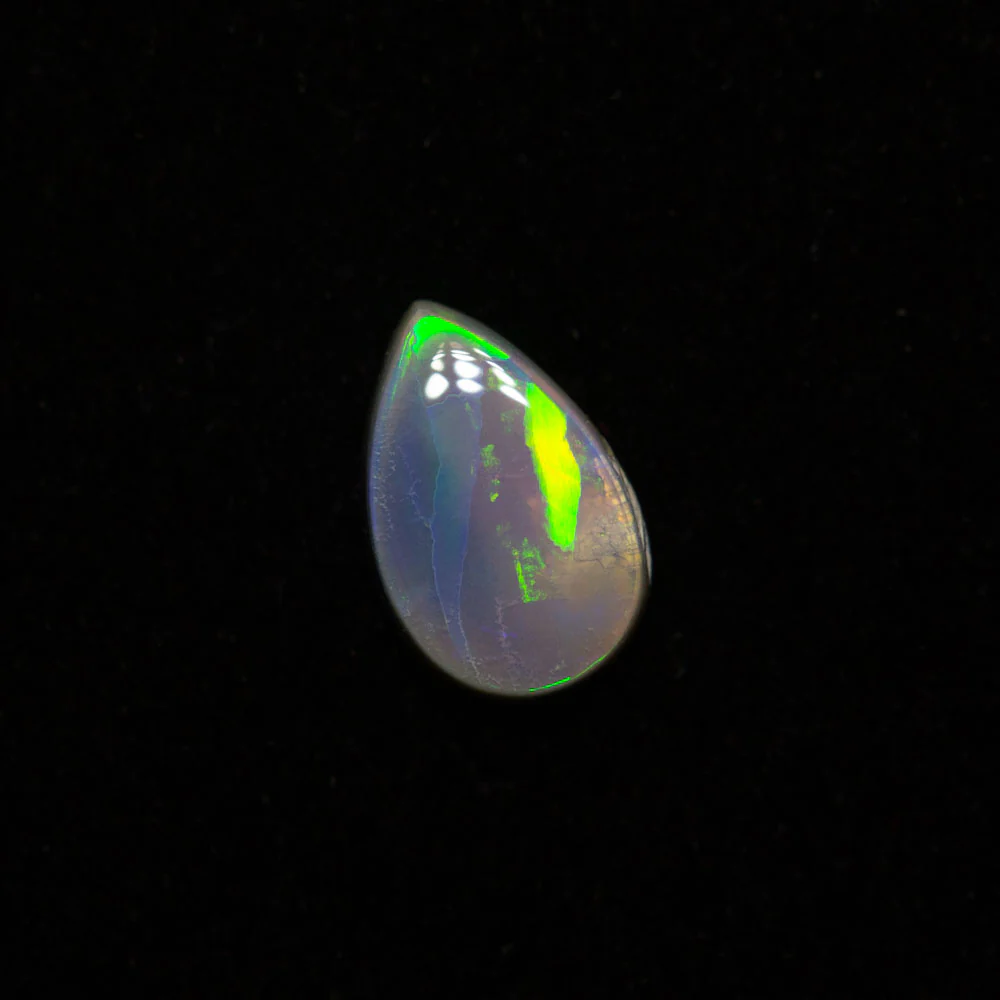 0.60 ct dark opal 7.8x5.1x2.2mm - Image 2