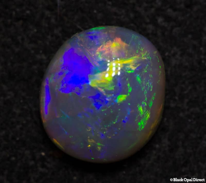 0.60 ct semi black opal 6x5x3mm