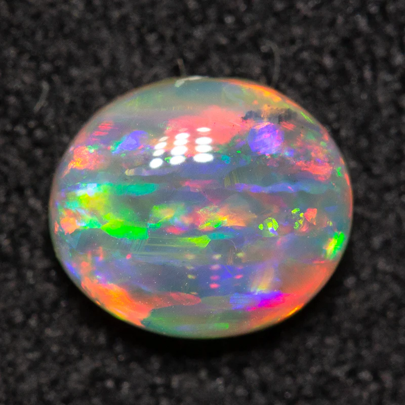 0.61 ct crystal opal 6.2x5.3x2.7mm