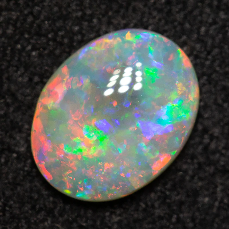 0.63 ct crystal opal 7.6x5.9x2.2mm