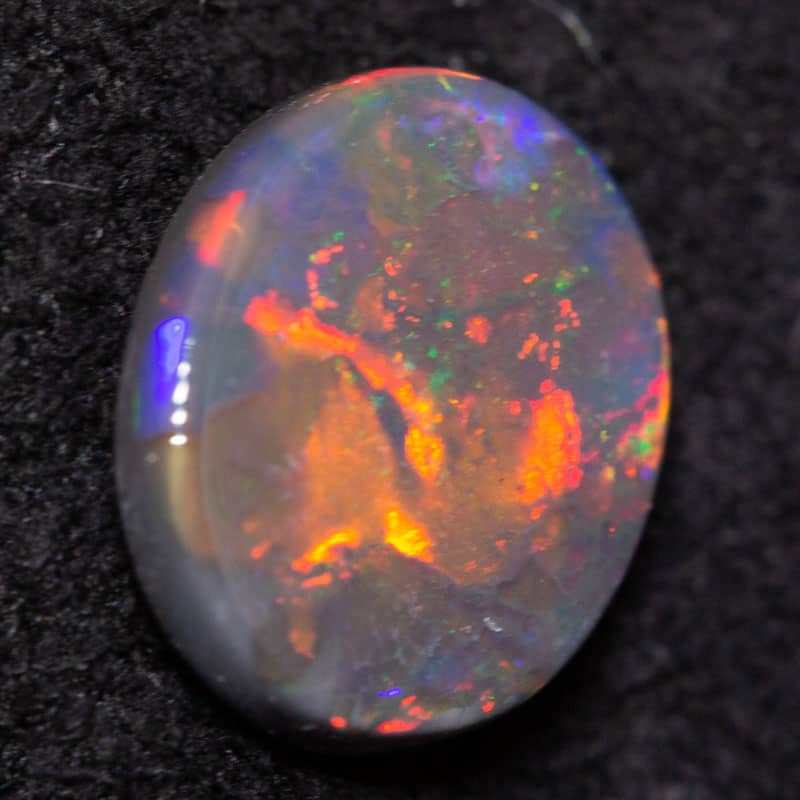 0.70ct black opal 8x7x1.8mm