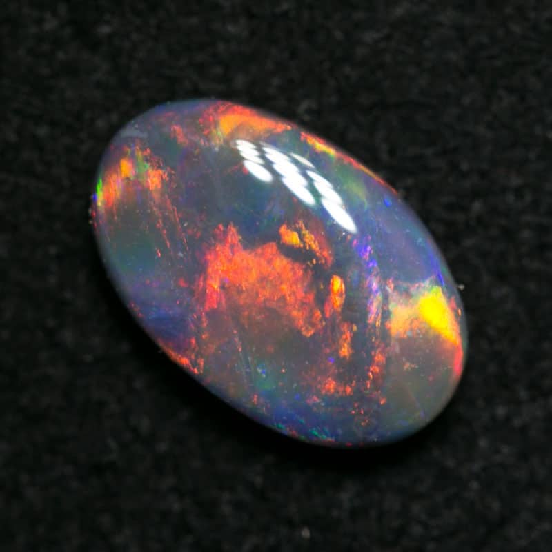 0.72 ct dark gem opal 8x5x2.5mm