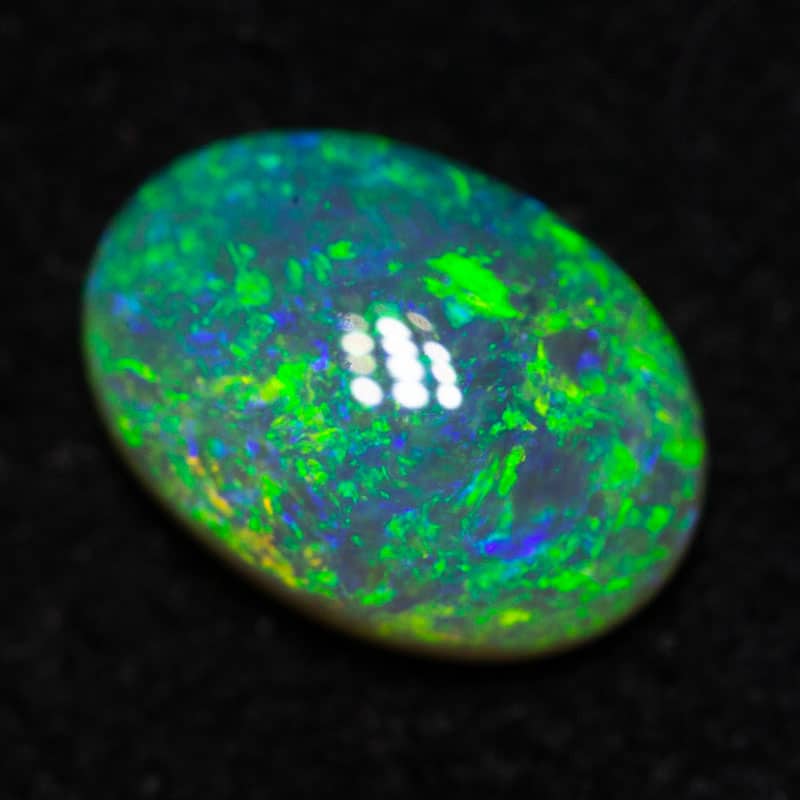 0.75 ct crystal opal 7.5x5.4x3.1mm