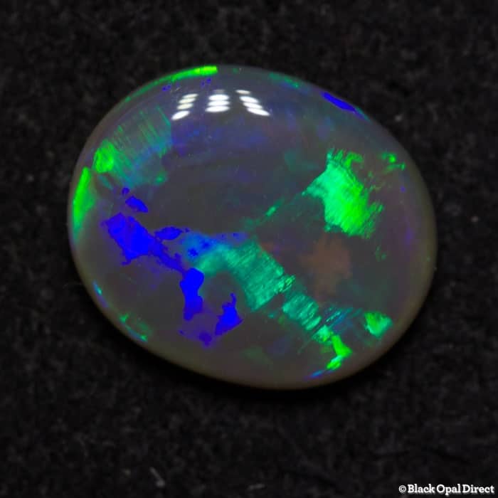 0.75 ct crystal opal 7.5x6.5x2mm
