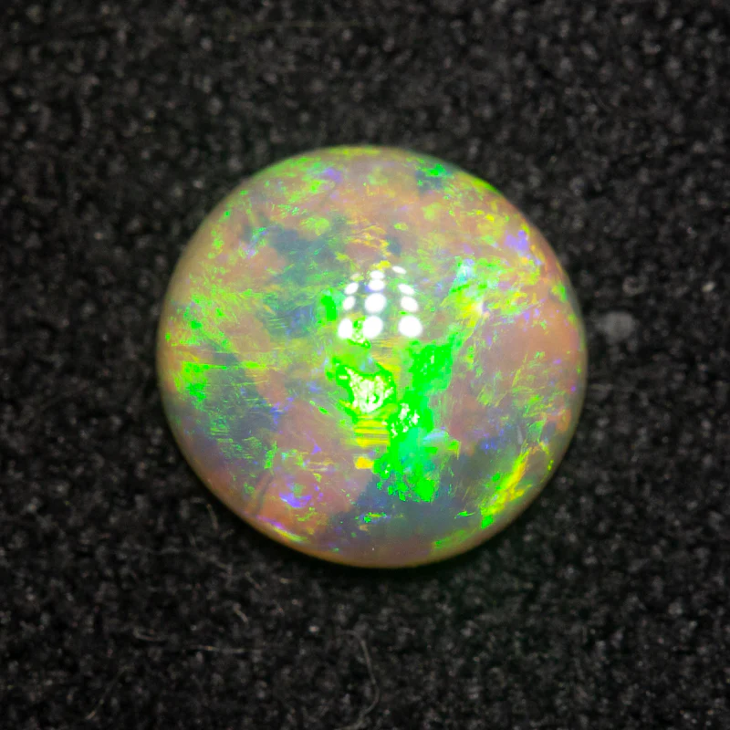 0.76 ct crystal opal 6.9x6.6x2.7mm