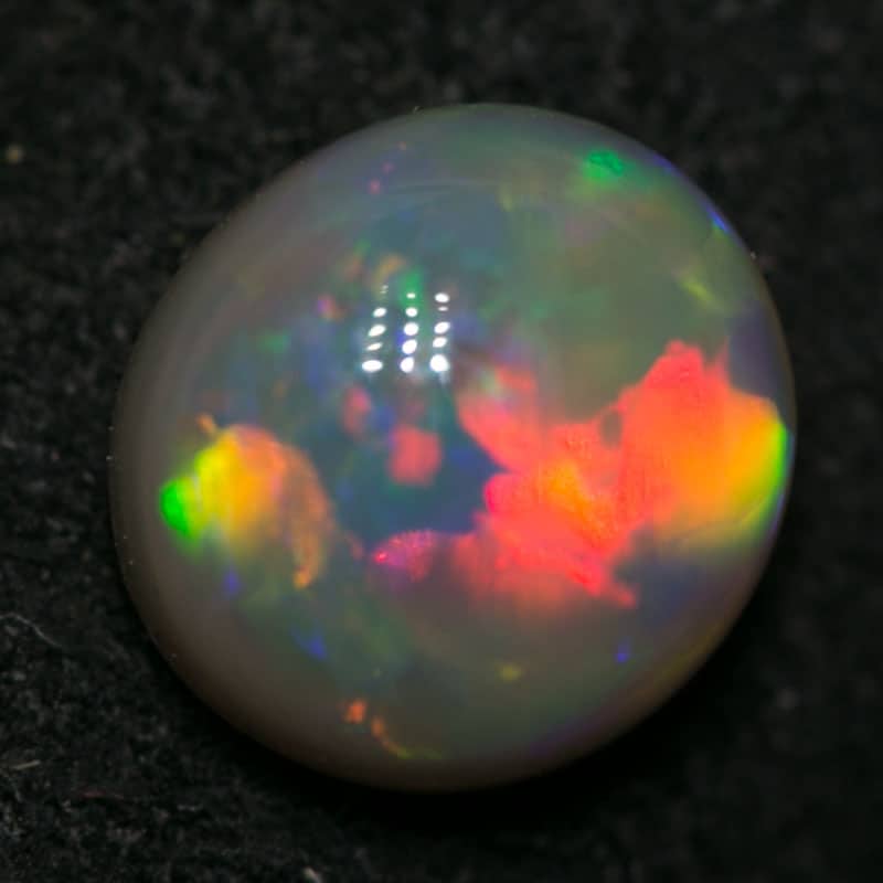 0.77 ct dark cats eye pattern 6x5.5x3mm - Image 5