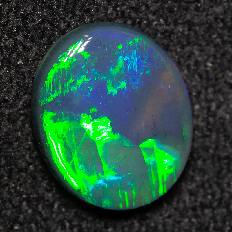 0.78 ct black opal 7.9x6.5x2.3mm