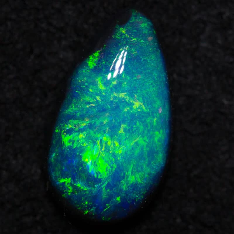 0.79 ct black opal 8.8x5x3mm