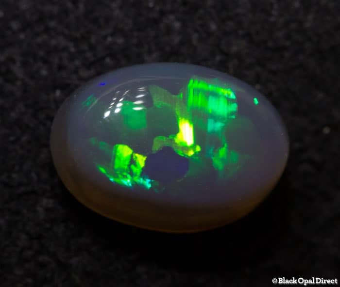 0.80 ct semi black opal 7x4x3mm