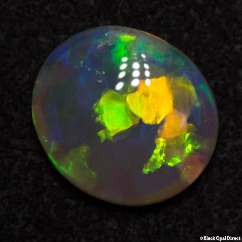 0.82 ct crystal opal 7.5x6.5x2mm