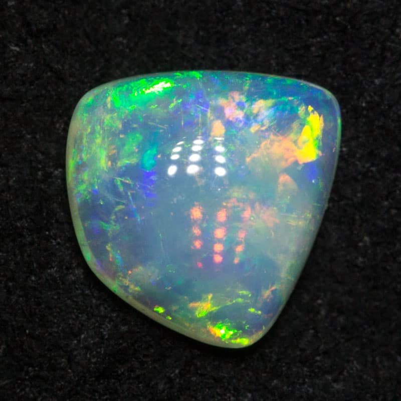 0.84 ct crystal opal 6.7x6.5x3mm