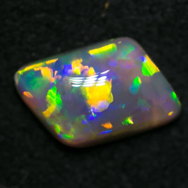 0.86 ct parallelogram opal 7x5x3mm