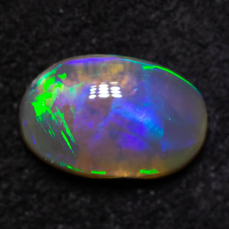 0.87ct black opal 8.5x5.5x3mm
