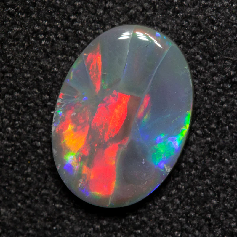0.90 ct dark opal 9.1x6.6x2.2mm