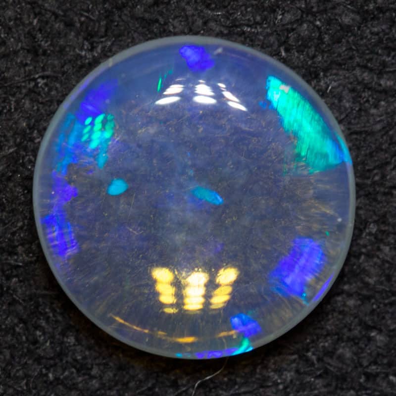 0.94 ct crystal opal 7.3x7.3x2.6mm