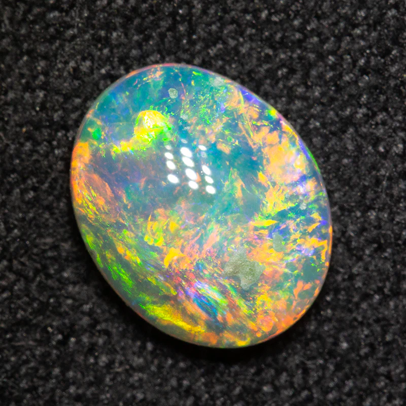 0.94 ct crystal opal 8.1x6.5x2.9mm