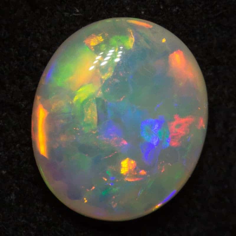0.95 ct crystal opal 7.3x6.7x2.8mm