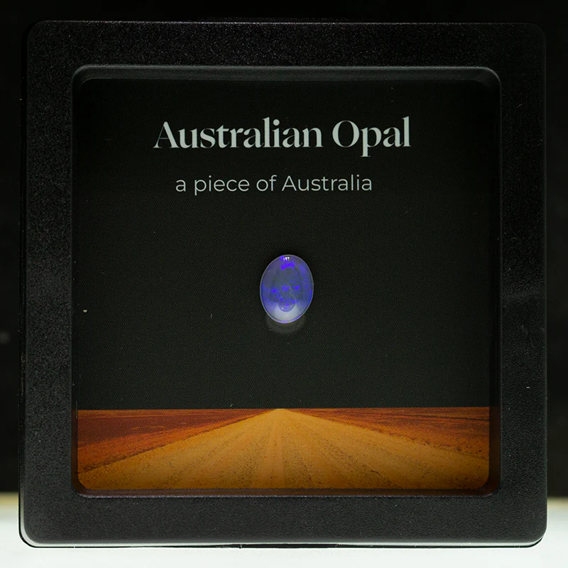 0.96 ct crystal opal treasure box